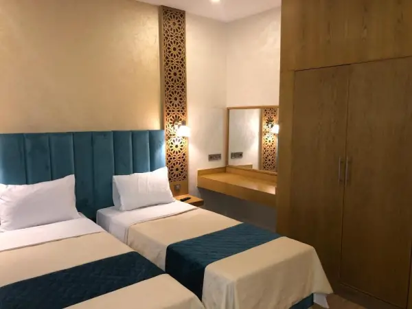 Palm’s Motel 5